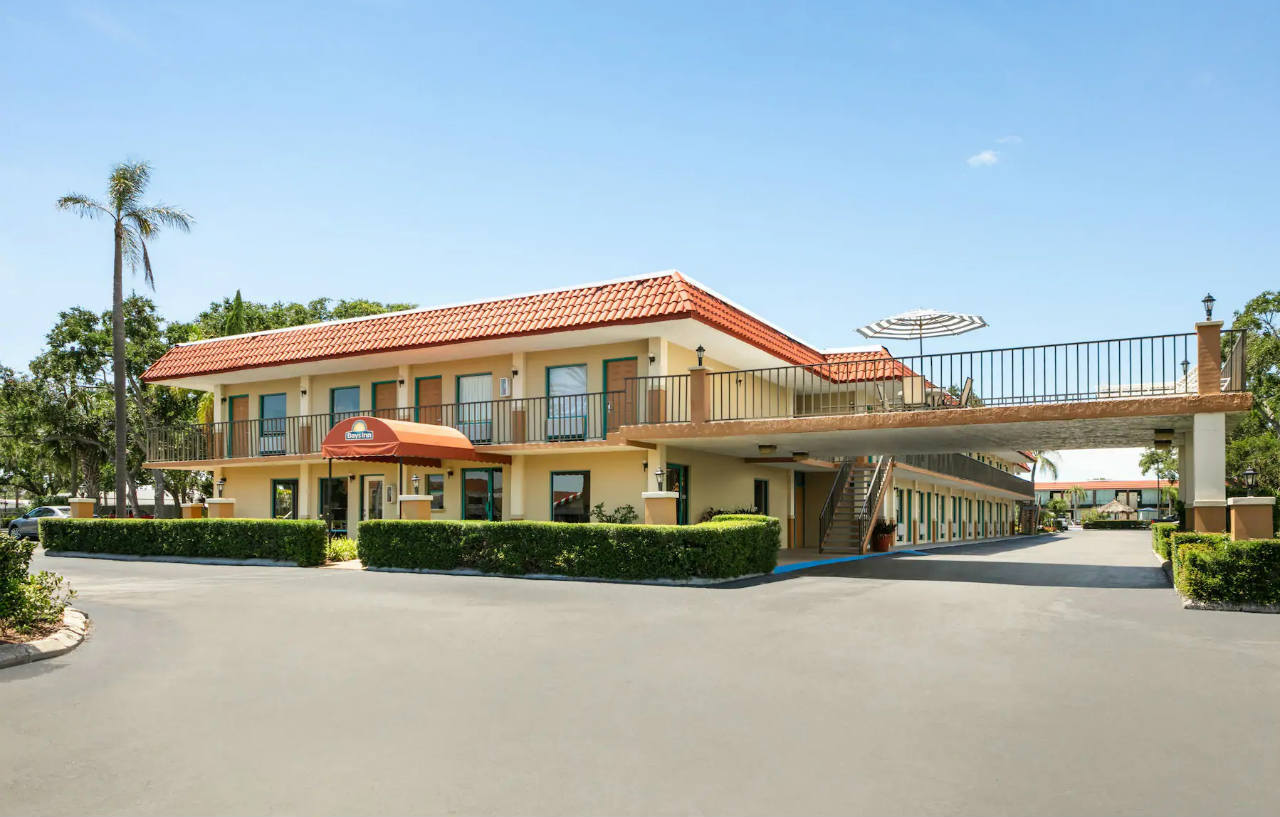 Days Inn By Wyndham Clearwater/Central Εξωτερικό φωτογραφία